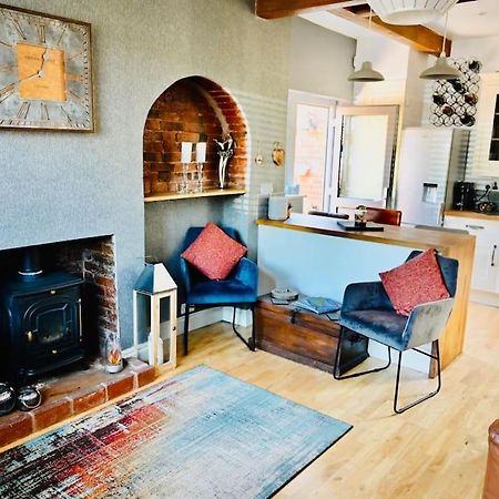 Gaia Villa Lichfield Kültér fotó