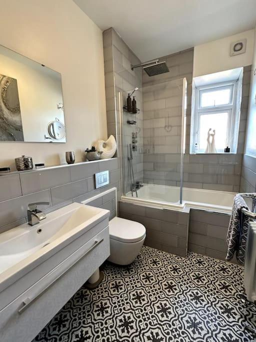 Gaia Villa Lichfield Kültér fotó